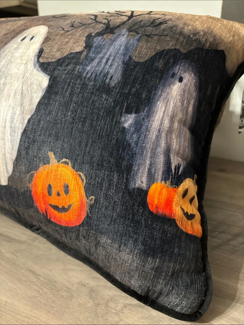 NWT TAHARI HOME 14x20 Eerie Ghost Scene Pillow BATS JACK O LANTERNS